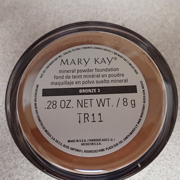 Mary Kay Mineral Powder Foundation Bronze 3 - Picture 1 of 4